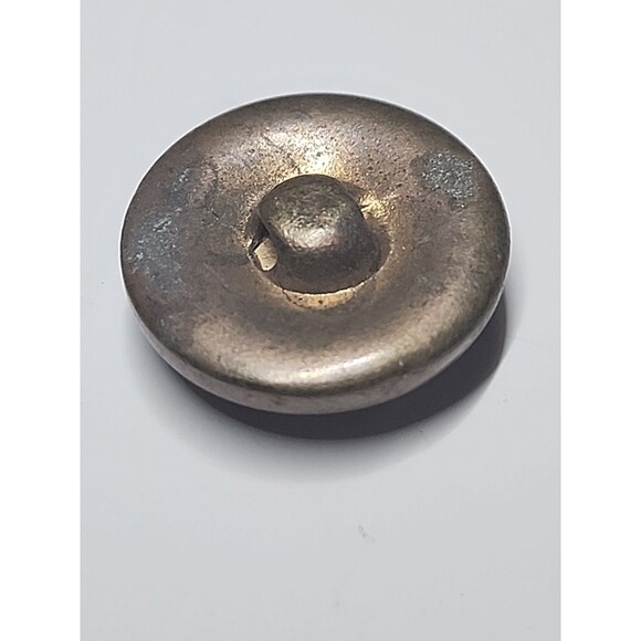 Antique Metal Button w/ Glass Center – Under Glass Design Vintage Collectible - Picture 7 of 8